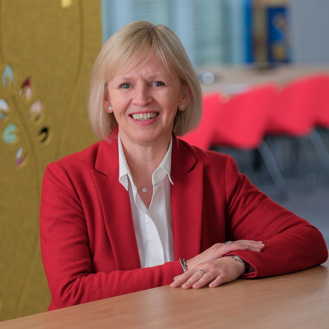 Fiona Emmett, CMgr CCMI